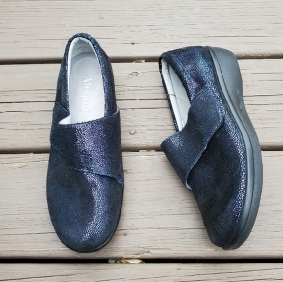 Alegria Lauryn Cosmos Iridescent Metallic Blue Purple Slip-on Clogs 40 - Picture 1 of 8